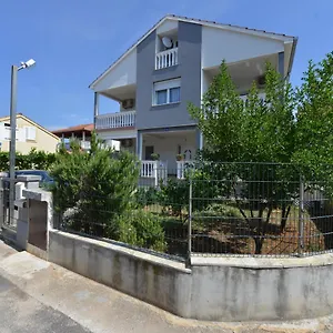 Apartament L&r, Bibinje