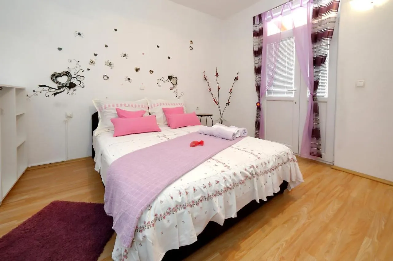 Apartments Ivana Bibinje 0*,  Horvátország